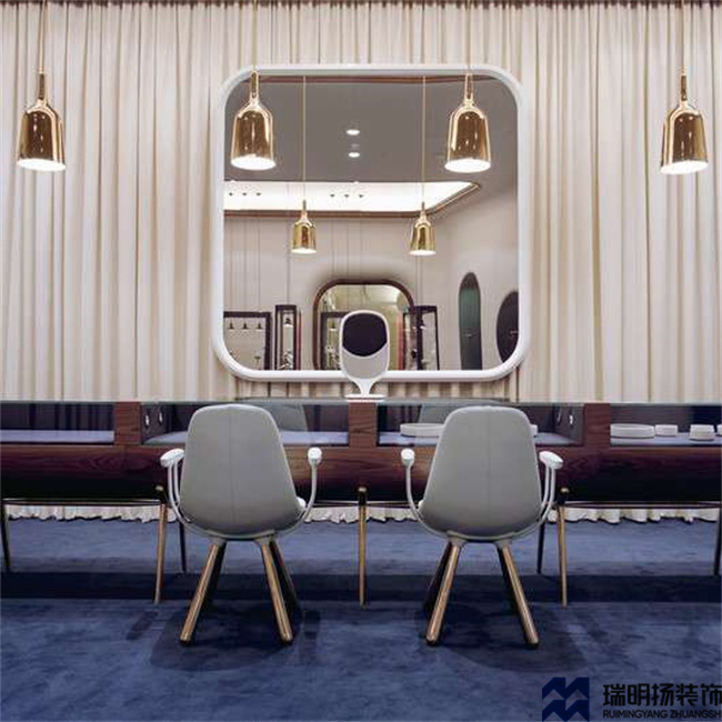 300平米珠寶店設(shè)計(jì)效果圖